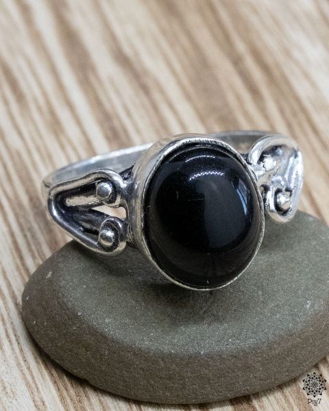 Ring Kuno | Obsidian