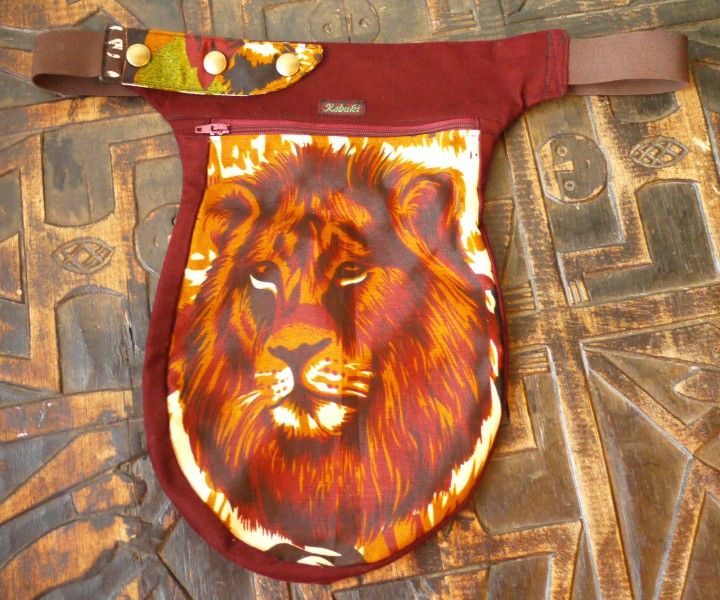 Hip Bag - Red Lion