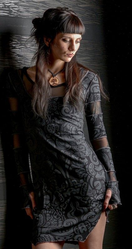 Kleid Inanna - Black Tribal